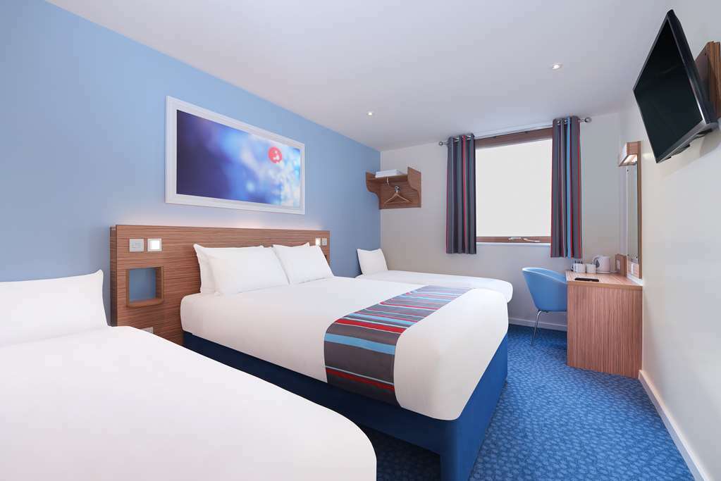 Travelodge Aberdeen Central Pokoj fotografie